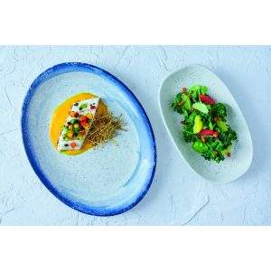 Harena Moove Oval Plate with food lifestyle image