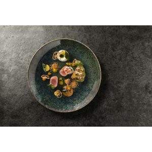 Lifestyle image of Ore mar Gourmet Flat Plate 27cm