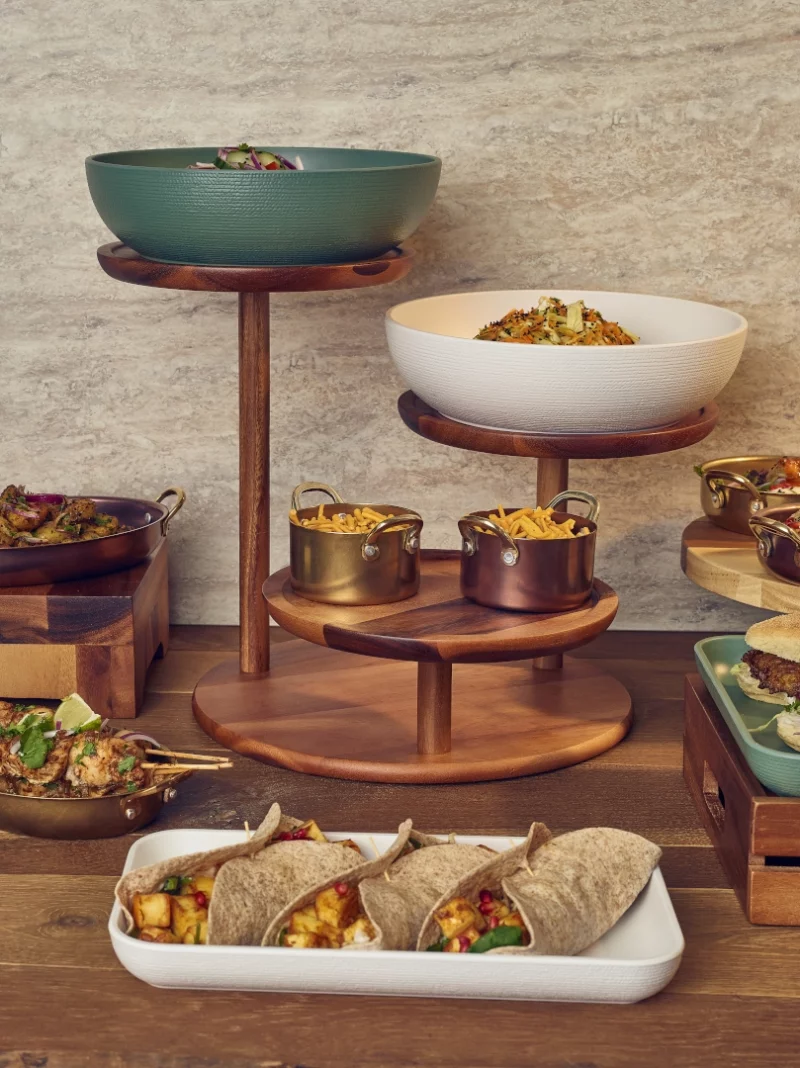 Buffet-set-up-utilising-a-3-tier-riser