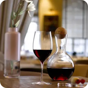 Glassware for the hospitality industry