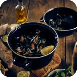 Black Enamel Mussel Pots